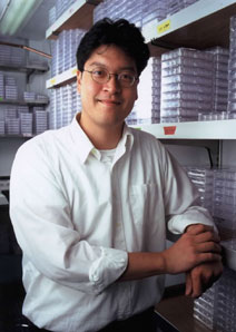 Portrait of Geoffrey Chang.